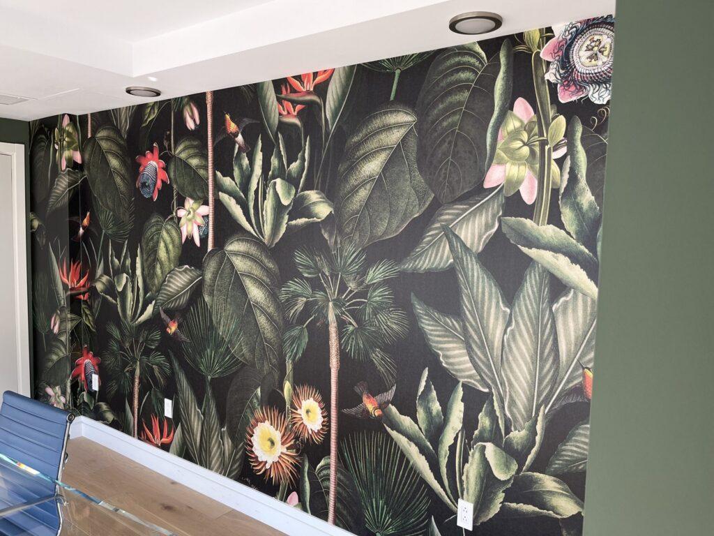 late-format wallpaper installation
